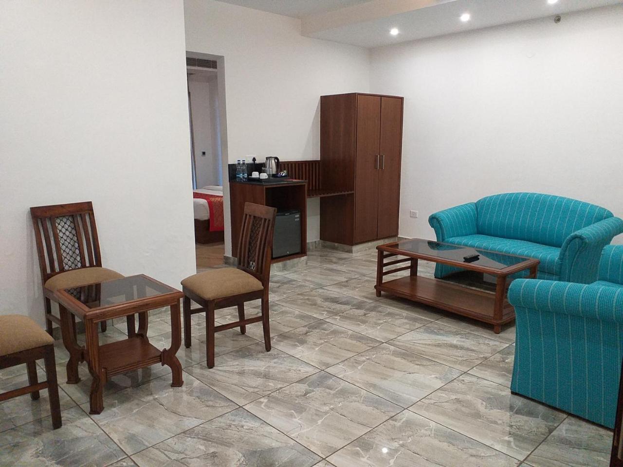 Grand Hotel Nawanshahr Nawashahr Экстерьер фото